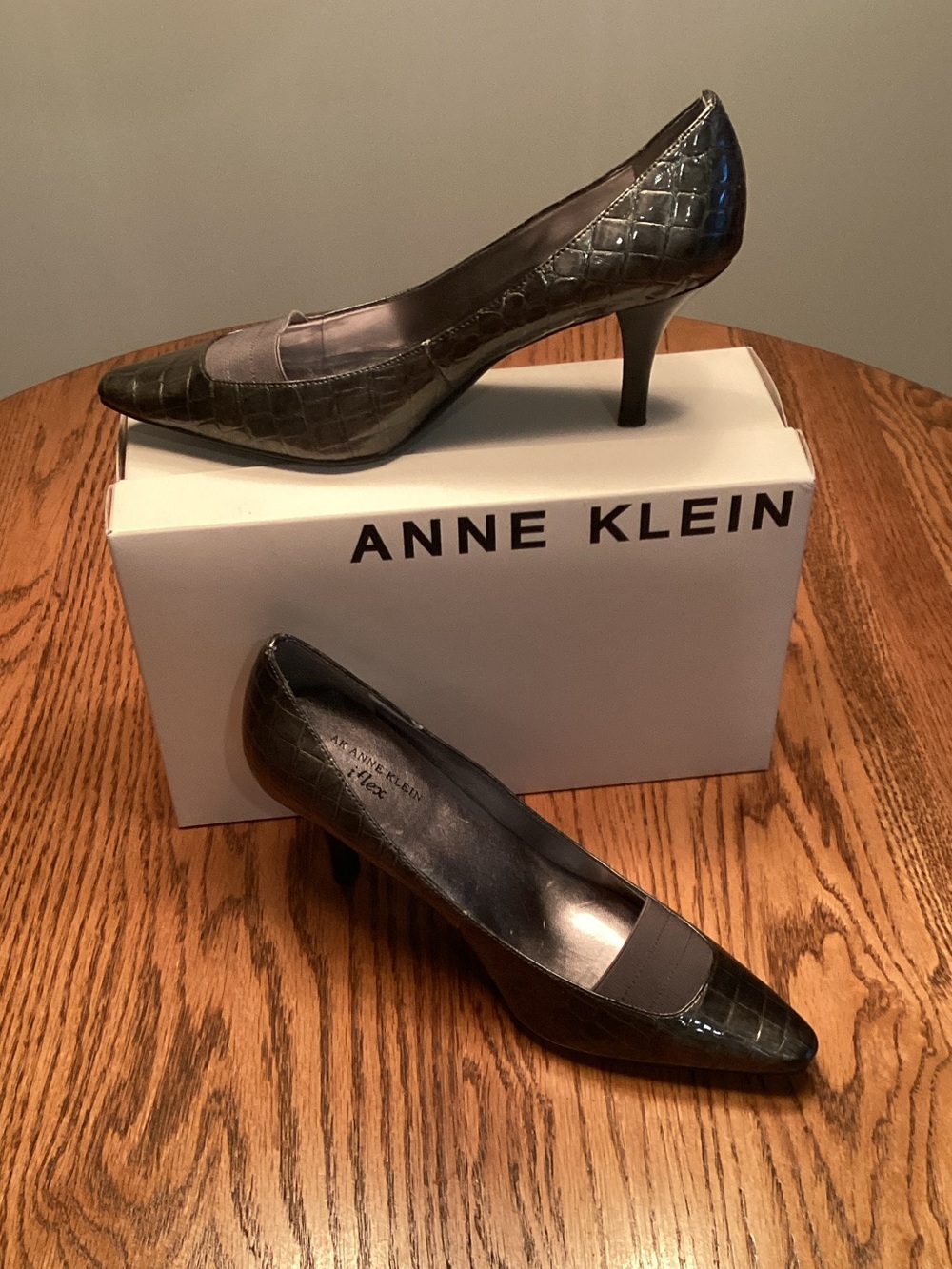 Anne Klein Gunmetal Gray Croc-Embossed Pointed Toe Pumps